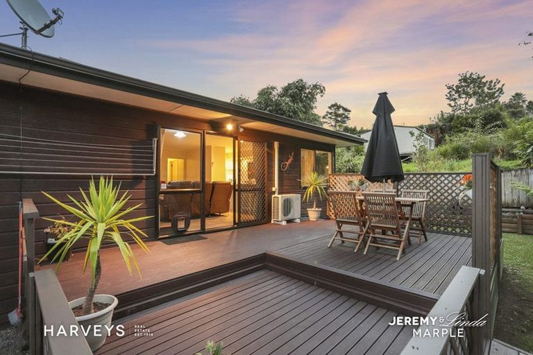 Photo of property in 5/37a Glengarry Road, Glen Eden, Auckland, 0602