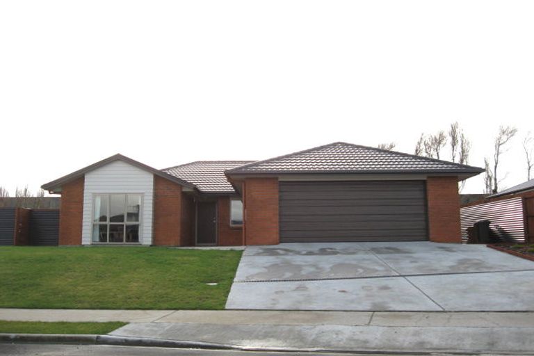 Photo of property in 32 Hoffman Court, Waikiwi, Invercargill, 9810