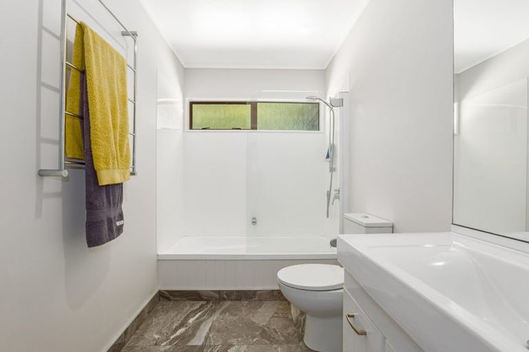 Photo of property in 103-105 Eskdale Road, Papakowhai, Porirua, 5024