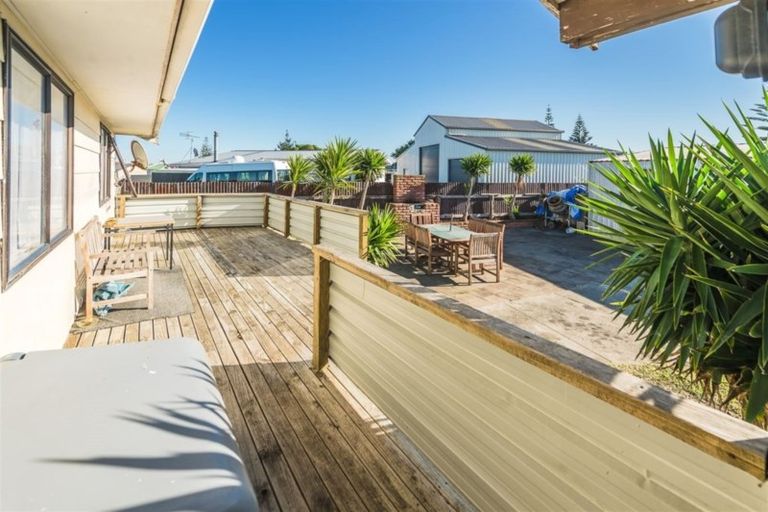 Photo of property in 38 Tongariro Street, Castlecliff, Wanganui, 4501
