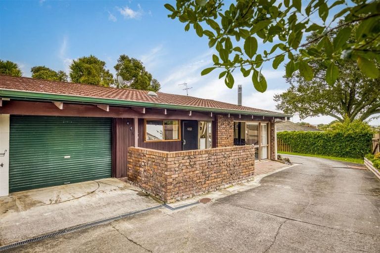 Photo of property in 1/39 Miltonia Avenue, Te Atatu South, Auckland, 0610