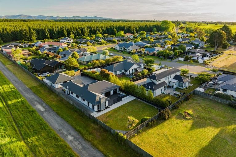 Photo of property in 38 Styx River Place, Spencerville, Christchurch, 8083