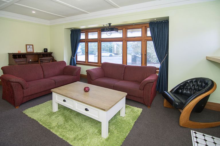 Photo of property in 12 Albert Street, Masterton, 5810