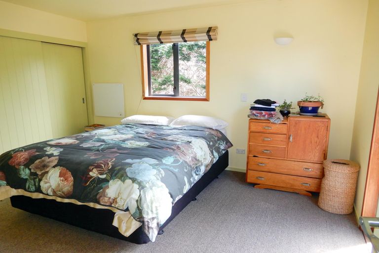 Photo of property in 16a Chambers Street, Kakanui, Oamaru, 9495