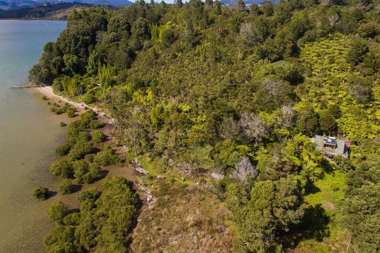 Photo of property in 2826 Tairua Whitianga Road, Kaimarama, Whitianga, 3591