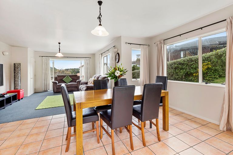 Photo of property in 8 Pilot Lane, Whitby, Porirua, 5024