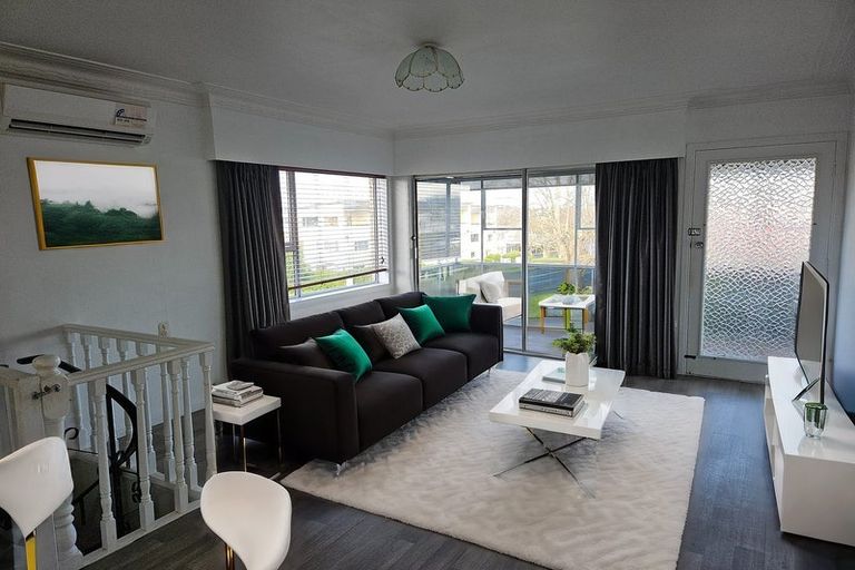 Photo of property in 2/23 Green Street, Papakura, 2110