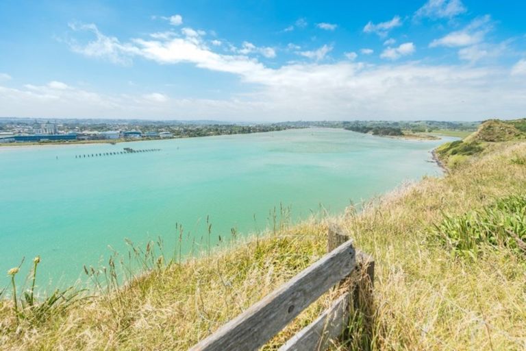 Photo of property in 22 Landguard Road, Whanganui Airport, Whanganui, 4501