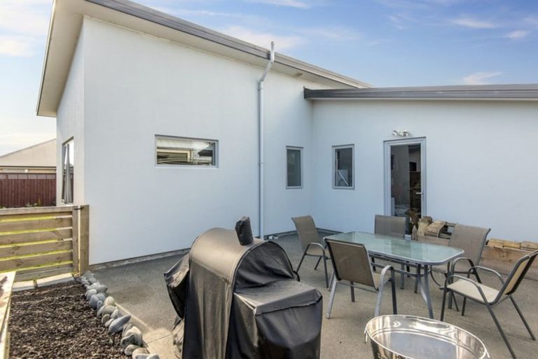 Photo of property in 28 Magnate Drive, Kaiapoi, 7630