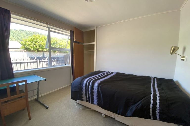Photo of property in 18b Nelson Square, Picton, 7220