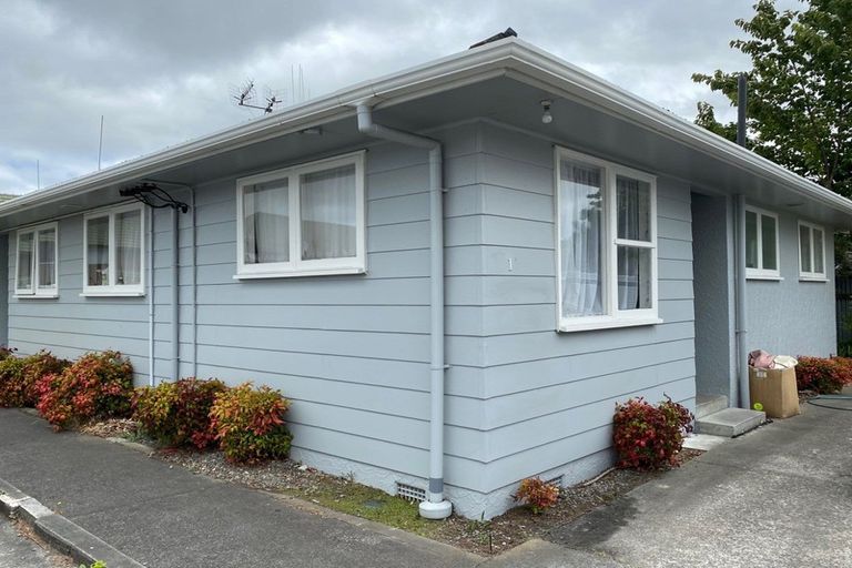 Photo of property in 20 Victoria Avenue, Palmerston North, 4410