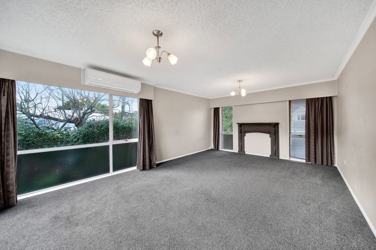 Photo of property in 3 Dives Avenue, Hawera, 4610