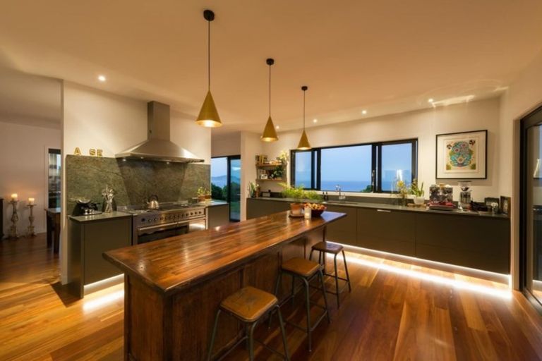 Photo of property in 98 Pukematu Lane, Russell, 0202