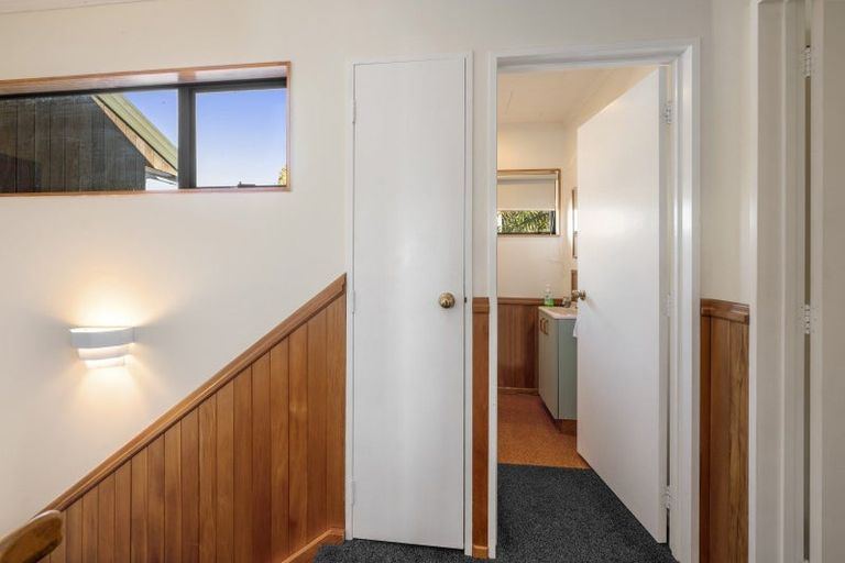 Photo of property in 13 Cherry Lane, Acacia Bay, Taupo, 3330