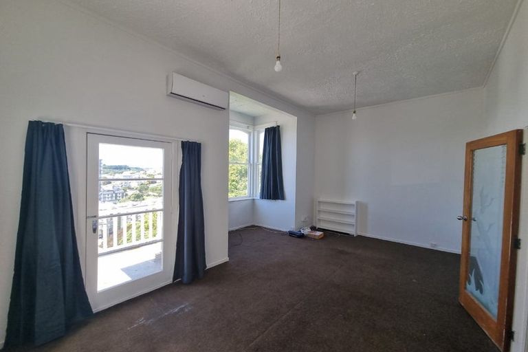 Photo of property in 3 Maarama Crescent, Aro Valley, Wellington, 6021