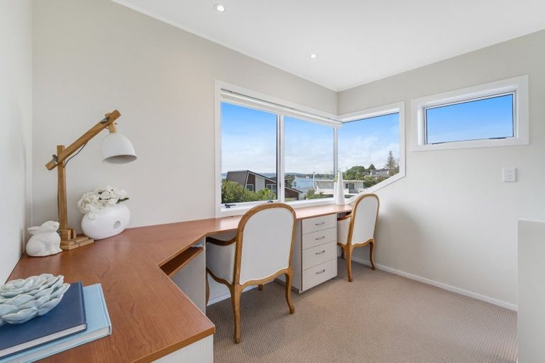 Photo of property in 4 Patros Place, Bucklands Beach, Auckland, 2012