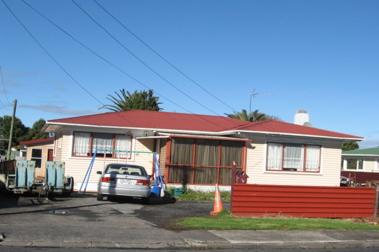 Photo of property in 19 Clark Street, Manurewa, Auckland, 2102