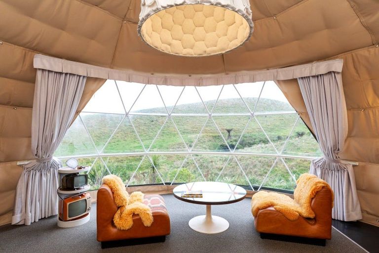 Photo of property in 456 Barrett Road, Omata, New Plymouth, 4374