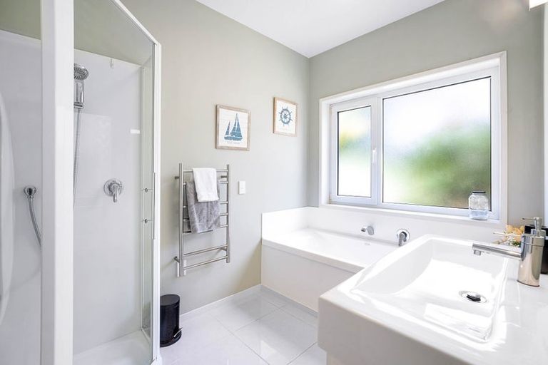 Photo of property in 37 Bay Vista Drive, Pohara, Takaka, 7183