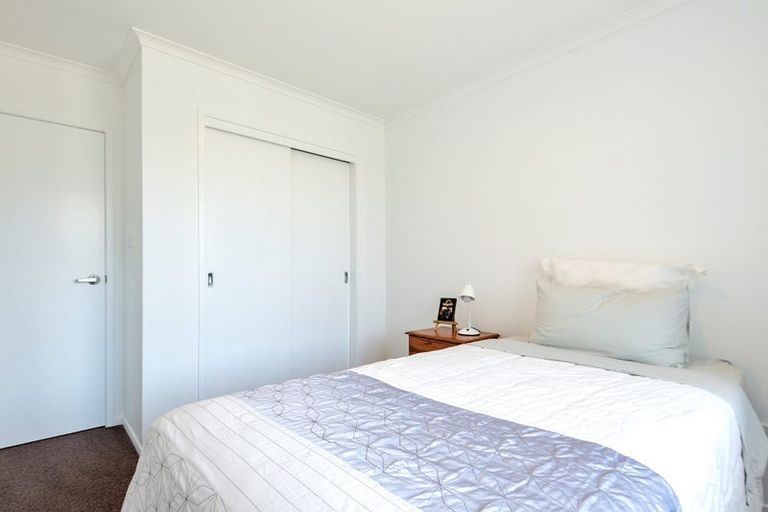 Photo of property in 4 Lance Way, Papamoa, 3118