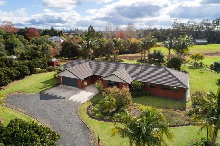 Photo of property in 6 Okura Drive, Kerikeri, 0230