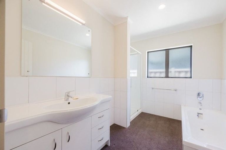Photo of property in 22 Belgrove Place, Waipukurau, 4200