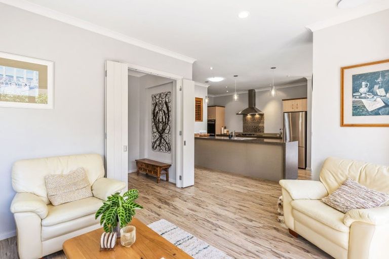 Photo of property in 12 Regent Drive, Paraparaumu Beach, Paraparaumu, 5032