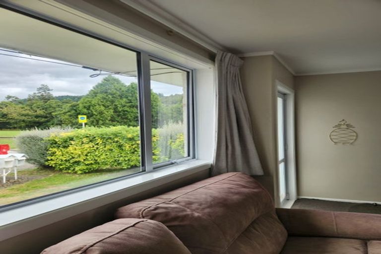 Photo of property in 1/12 Poplar Grove, Ebdentown, Upper Hutt, 5018