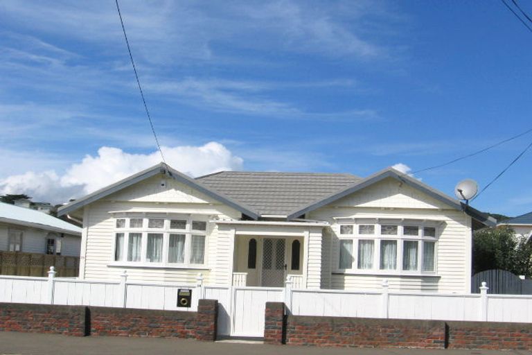 Photo of property in 24 Torridon Road, Miramar, Wellington, 6022