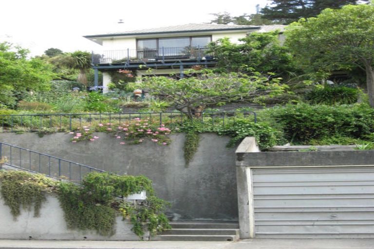 Photo of property in 125 Port Hills Road, Heathcote Valley, Christchurch, 8022