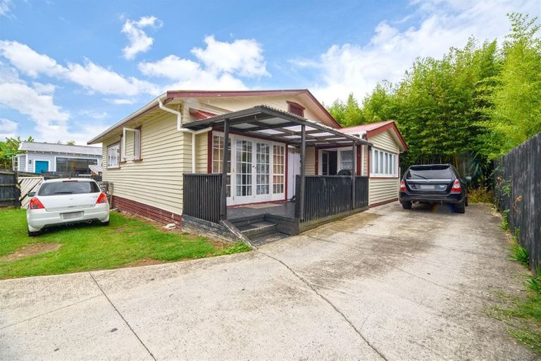 Photo of property in 17b Viola Avenue, Mangere East, Auckland, 2024