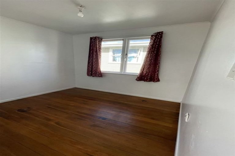 Photo of property in 339 Main Road, Huapai, Kumeu, 0810