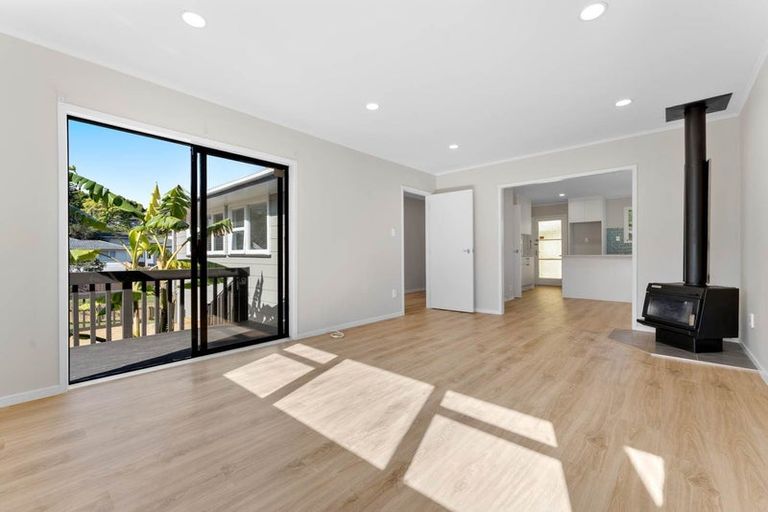 Photo of property in 76 Salamanca Road, Sunnynook, Auckland, 0620
