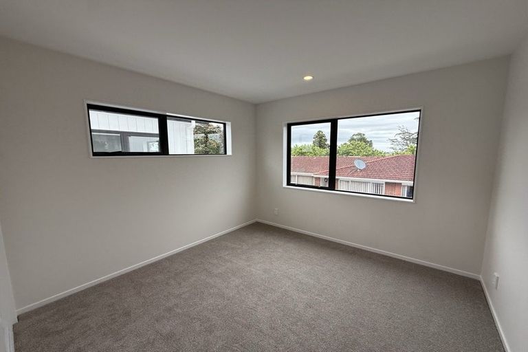 Photo of property in 13c John Walker Drive, Manurewa, Auckland, 2102