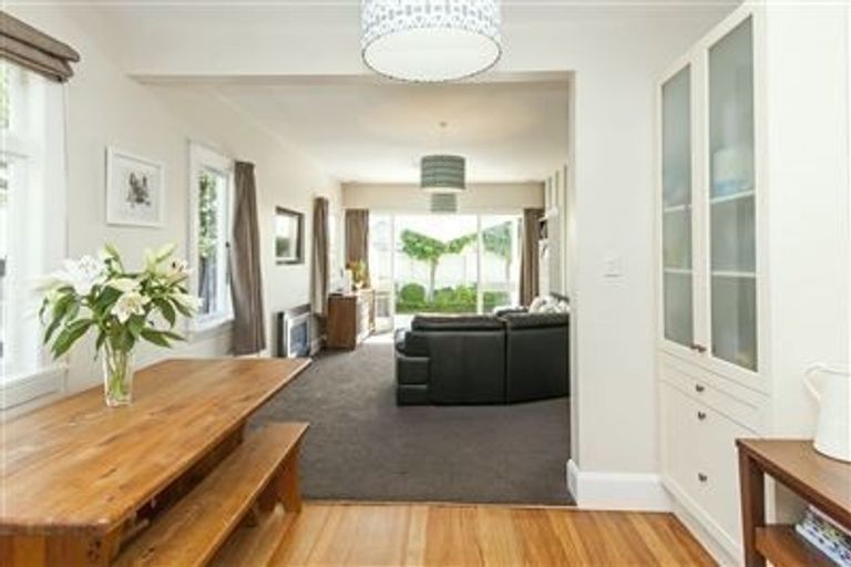 Photo of property in 40 Mcfaddens Road, St Albans, Christchurch, 8052