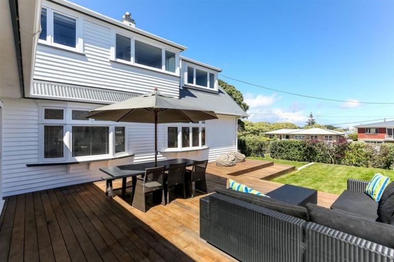 Photo of property in 41 Hamblyn Street, Strandon, New Plymouth, 4312