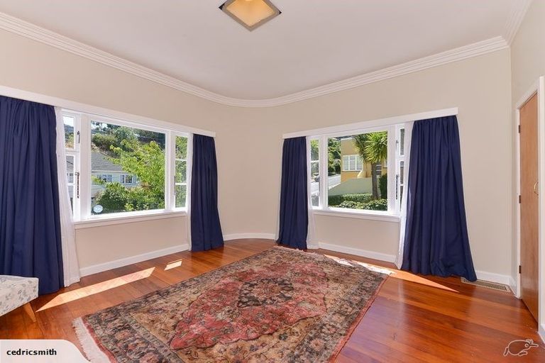 Photo of property in 6 David Crescent, Karori, Wellington, 6012