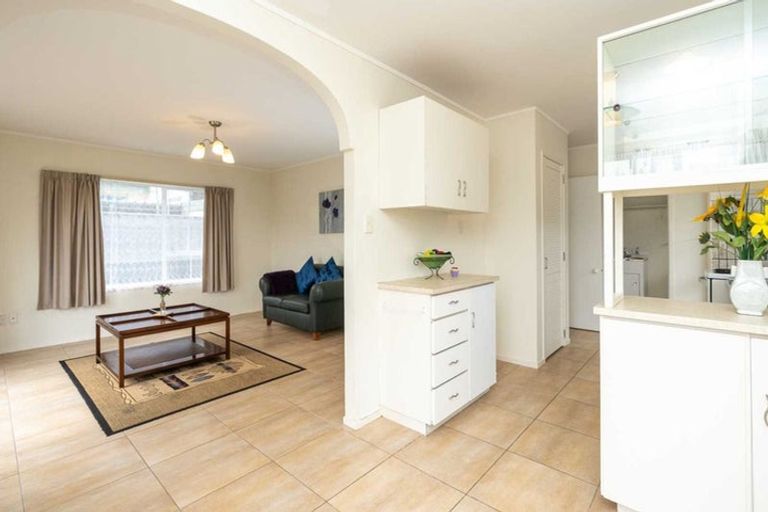 Photo of property in 30 Brocas Avenue, Hillcrest, Hamilton, 3216