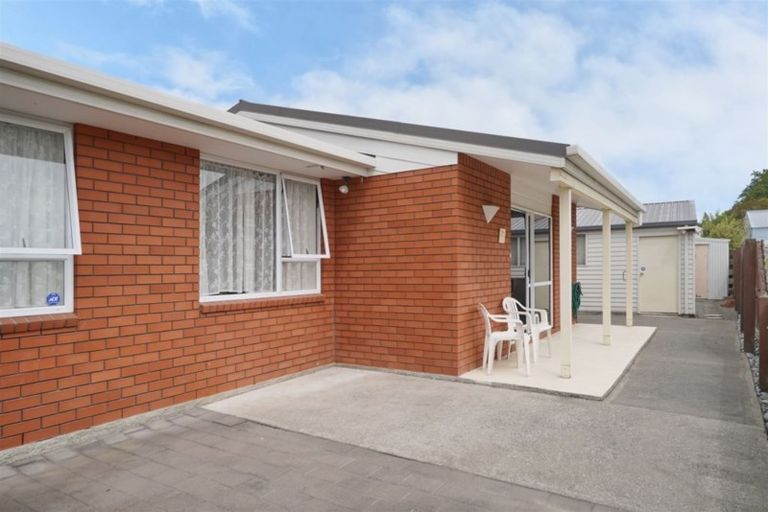 Photo of property in 2/15 Neville Street, Spreydon, Christchurch, 8024