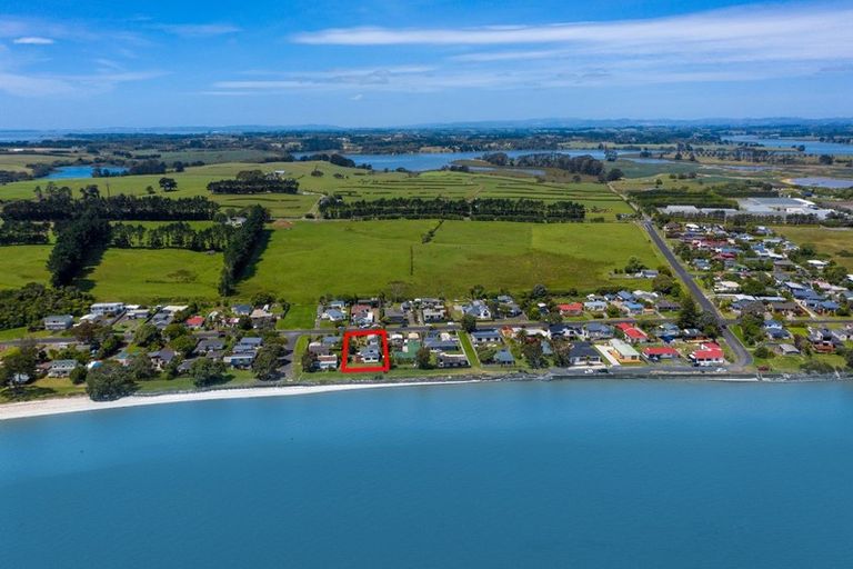 Photo of property in 19 Ronald Avenue, Glenbrook, Waiuku, 2681