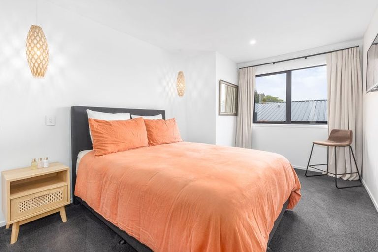 Photo of property in 74 Kotare Street, Waikanae, 5036