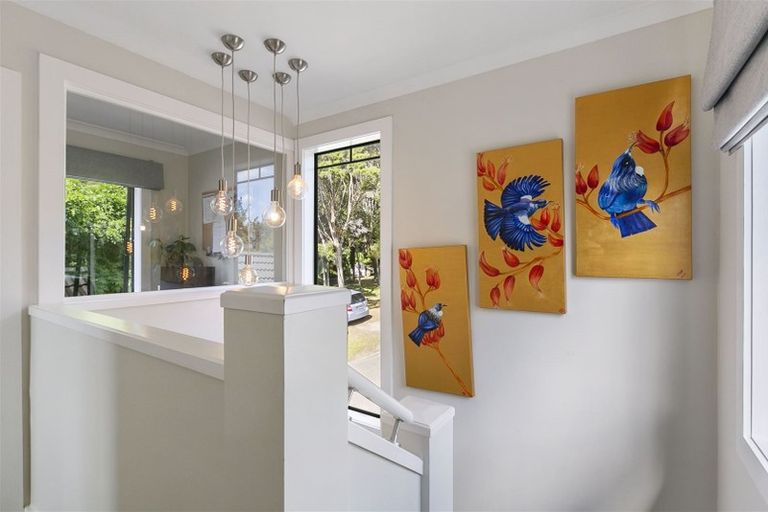 Photo of property in 251 Kaipara Road, Papakura, 2582