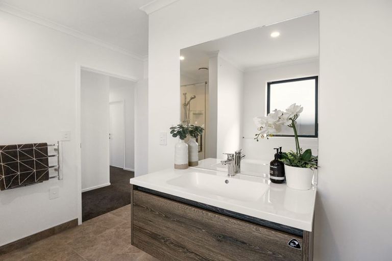 Photo of property in 79 Empire Crescent, Papamoa, 3118