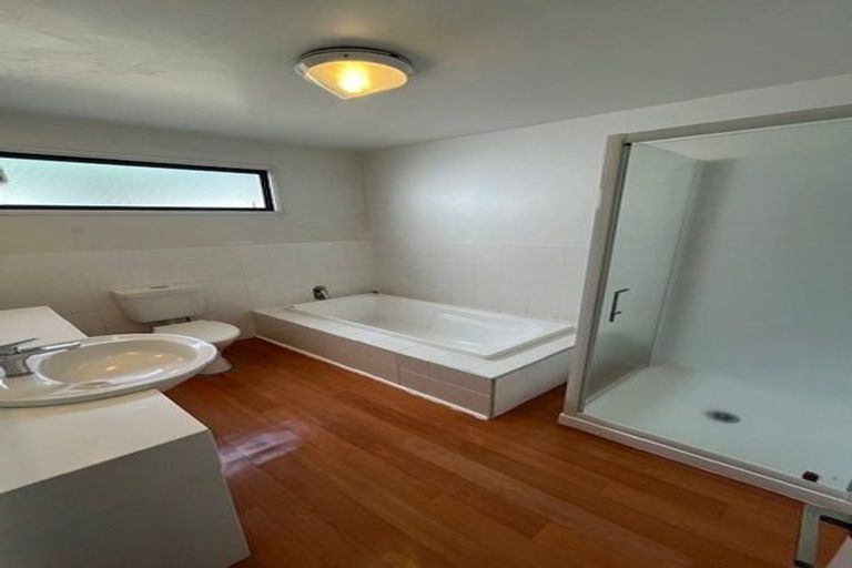 Photo of property in 10e Hobson Street, Thorndon, Wellington, 6011