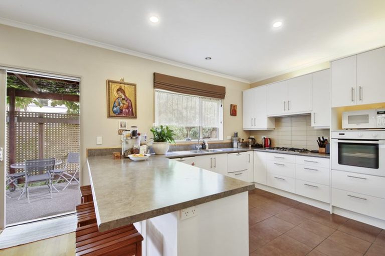 Photo of property in 70f Avonhead Road, Avonhead, Christchurch, 8042