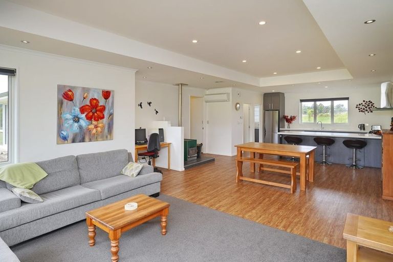 Photo of property in 330 Catherwoods Road, Cust, Rangiora, 7471