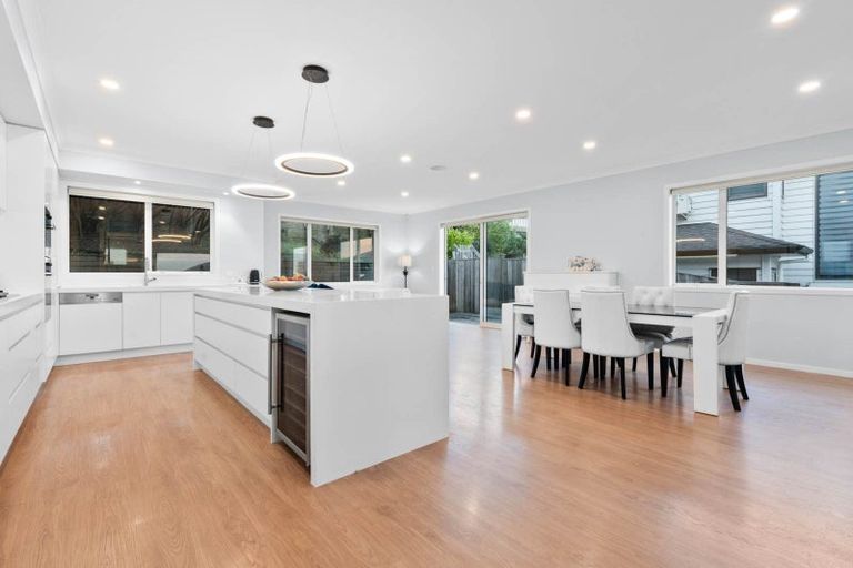 Photo of property in 34 Brickworks Bay Road, Hobsonville, Auckland, 0618