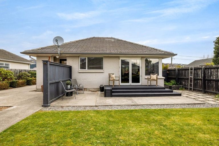 Photo of property in 2/172 Cashmere Road, Hoon Hay, Christchurch, 8025