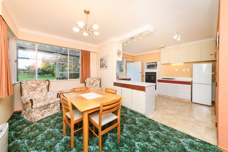 Photo of property in 5 Belmont Place, Terrace End, Palmerston North, 4410