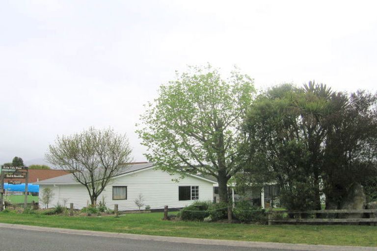 Photo of property in 9 Huka Falls Road, Rangatira Park, Taupo, 3330